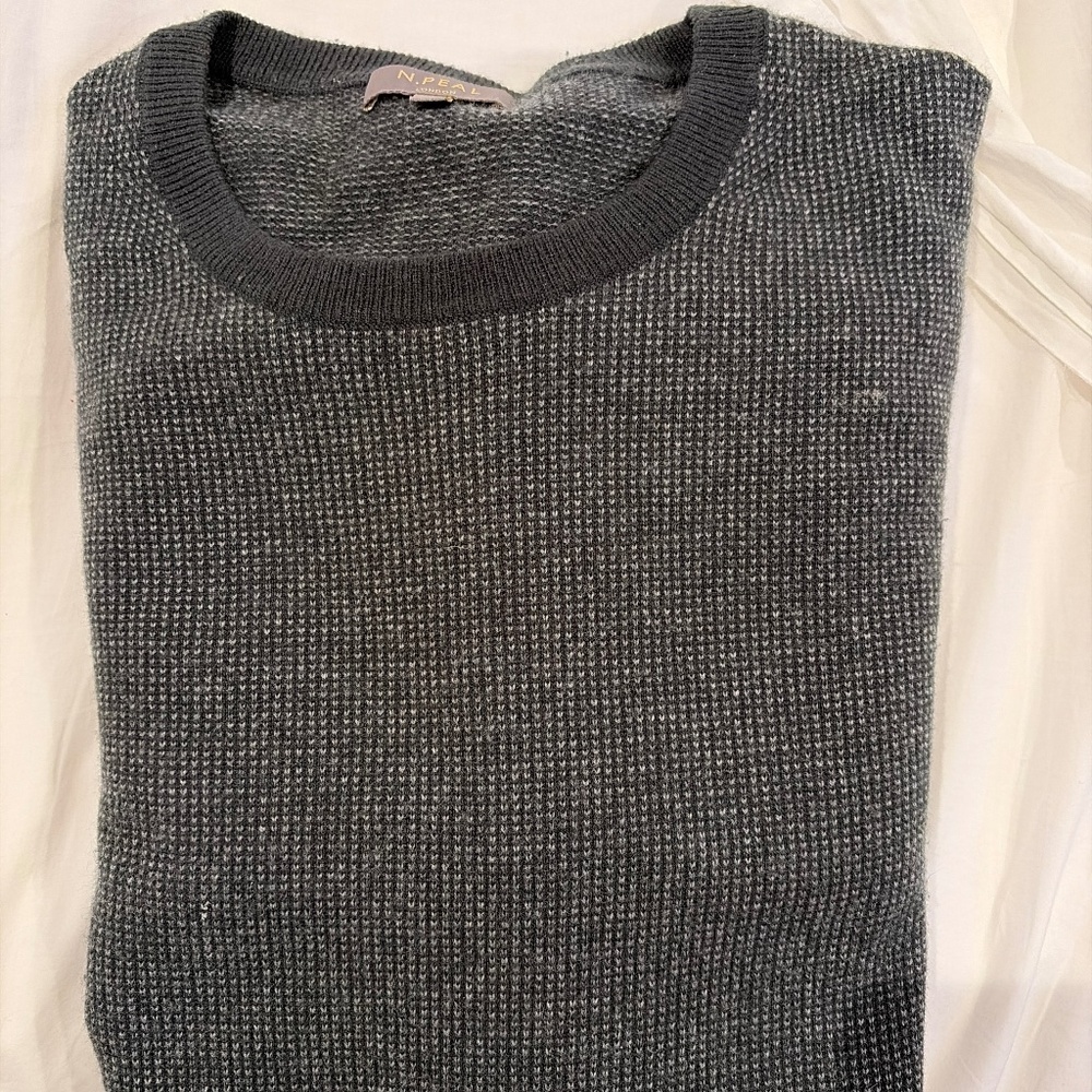 N.Peal MEN'S OXFORD ROUND NECK CASHMERE SWEATER